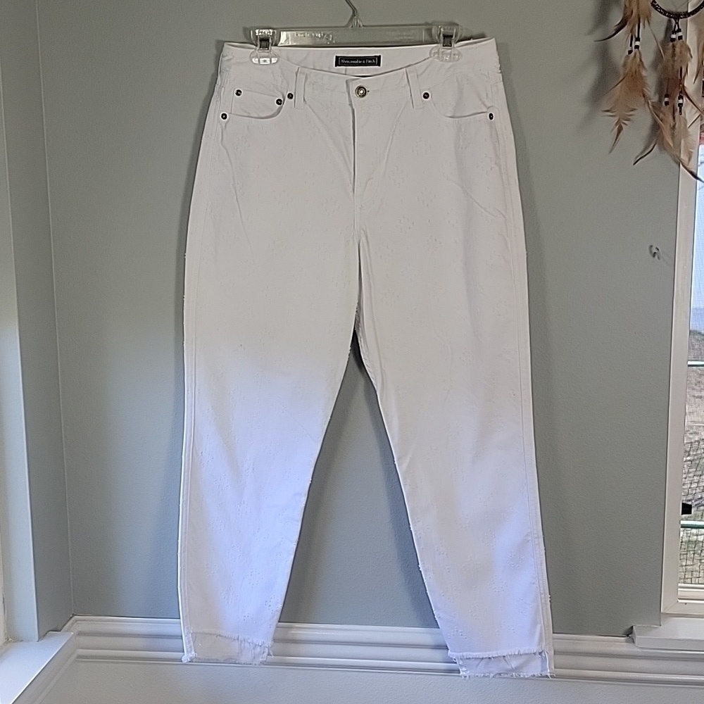 Abercrombie & Fitch white detailed distressed jeans